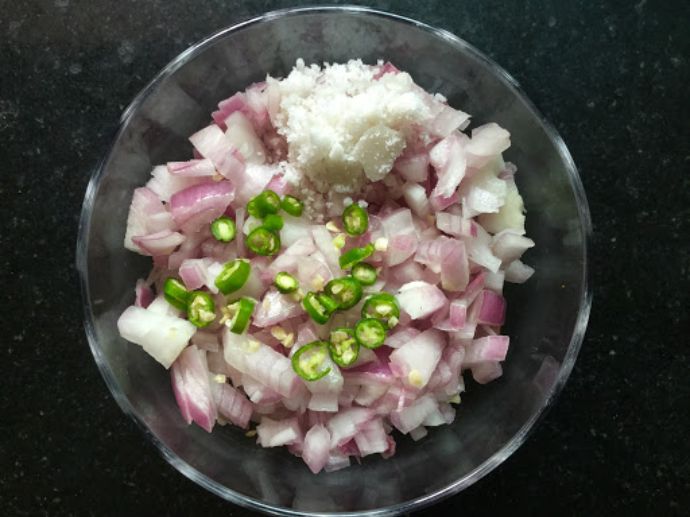 Onion and chili chopped