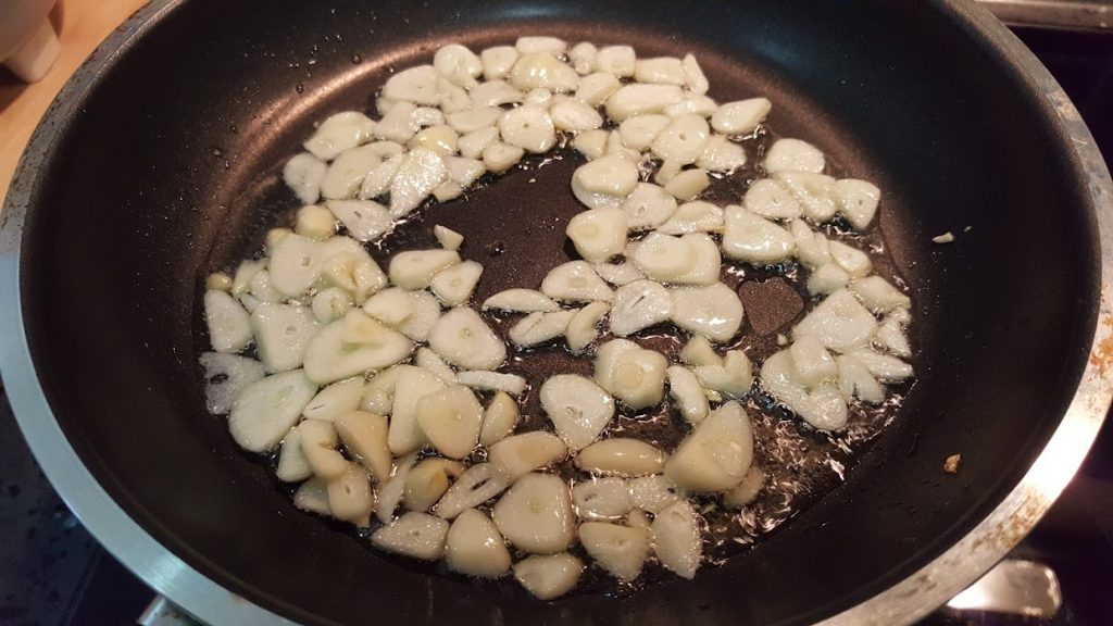 Garlic Oil Preparation